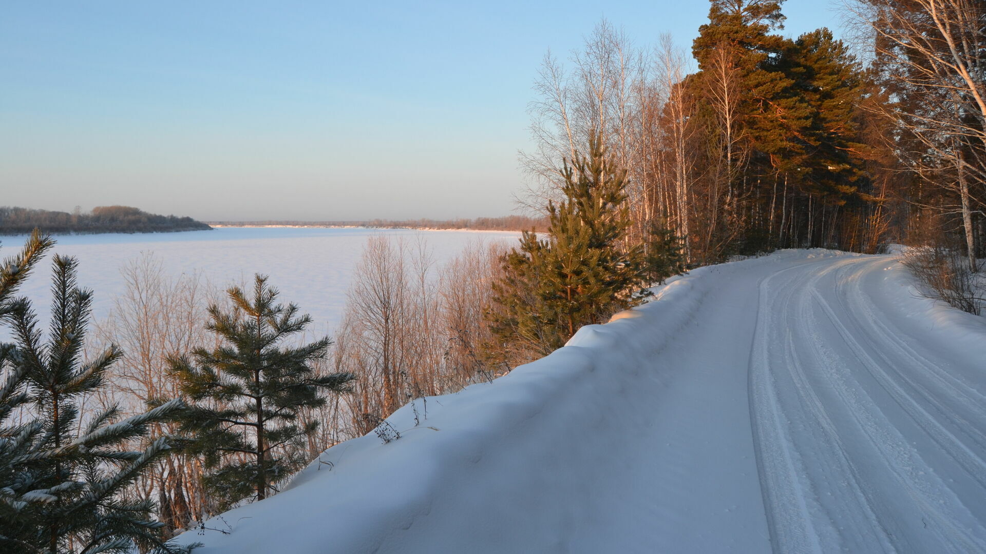 В Пермском крае в выходные ожидаются сильный ветер и снегопады