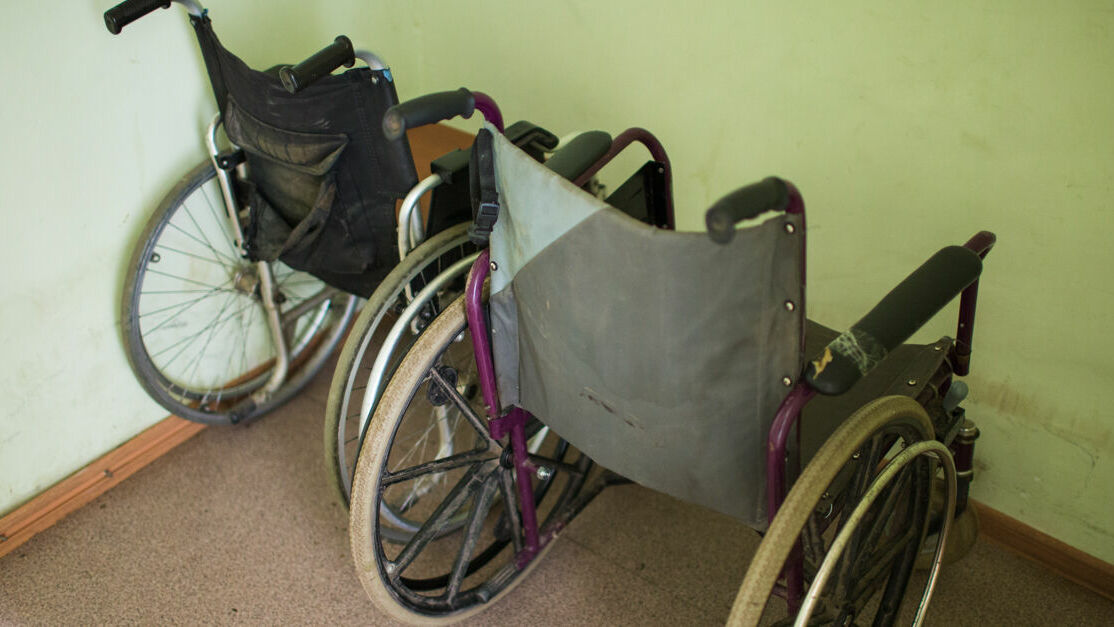 Прокуратура заставит «Семью» сделать магазин доступным для инвалидов