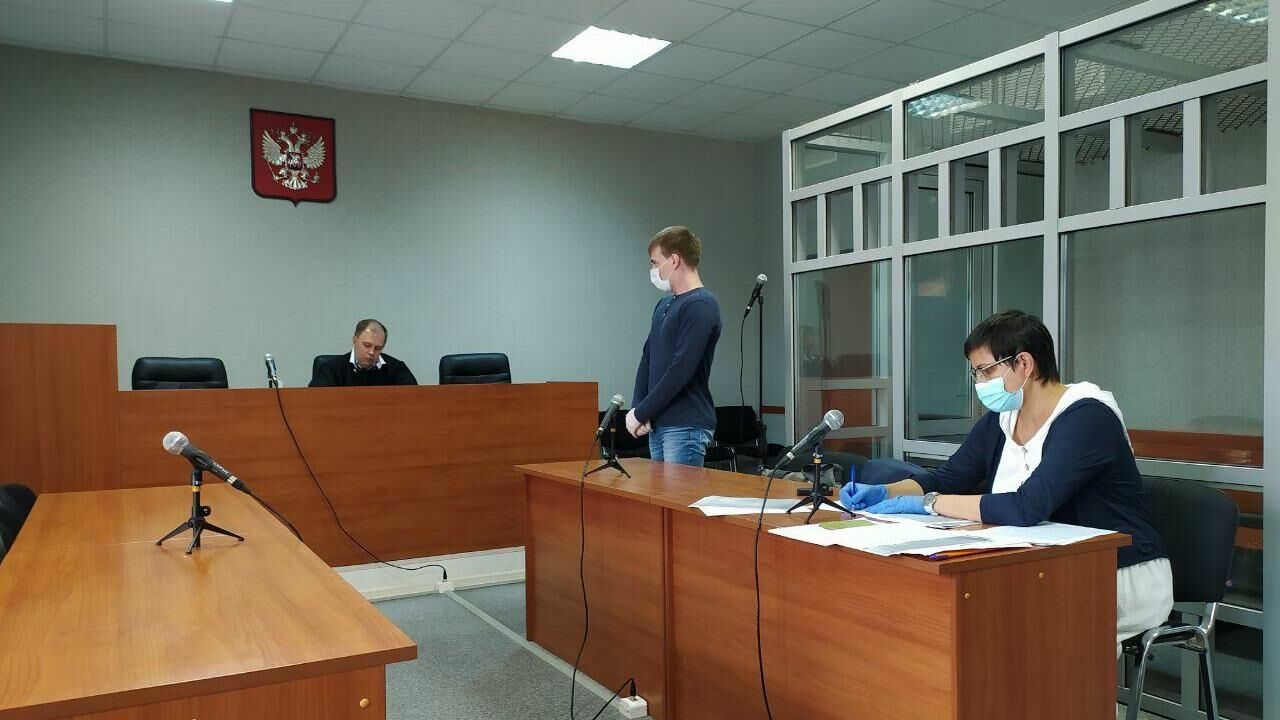 Ленинский районный суд не стал штрафовать пермского журналиста за одиночный пикет