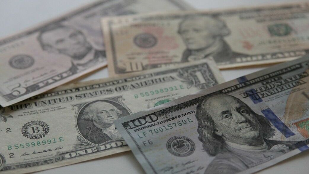 «Интересным для покупки долларов остается курс, близкий к 60 рублям»
