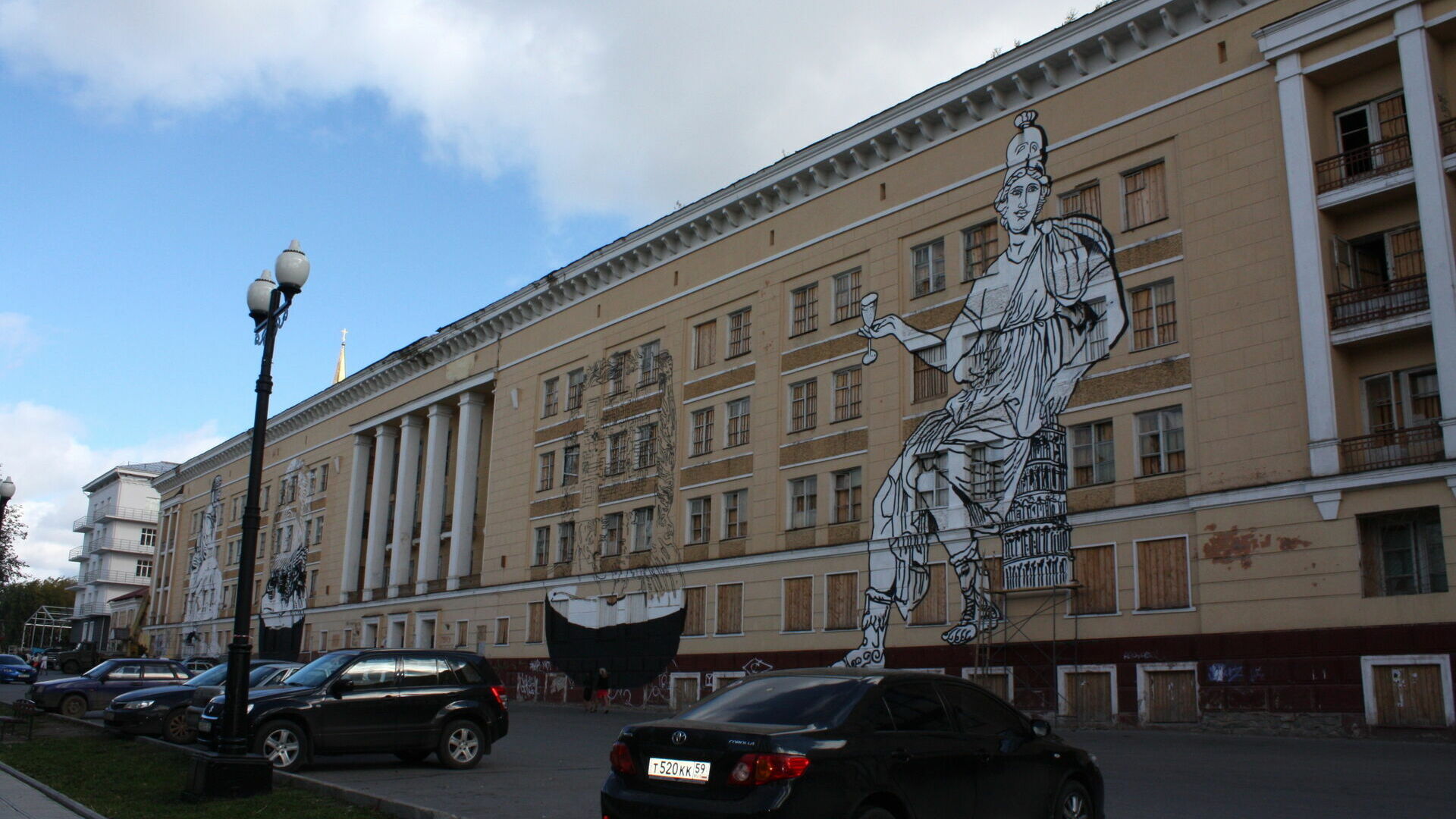 Проект реконструкции здания ВКИУ под гостиницу выполнит московский вуз