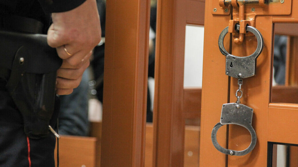 Жителя Соликамска осудили на 4,5 года «строгача» за избиение беременной женщины