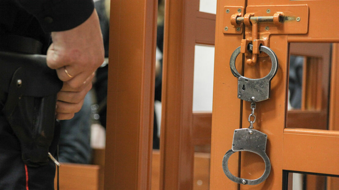 Осужденный за мошенничество бывший начальник краевого Центра «Э» остался на свободе