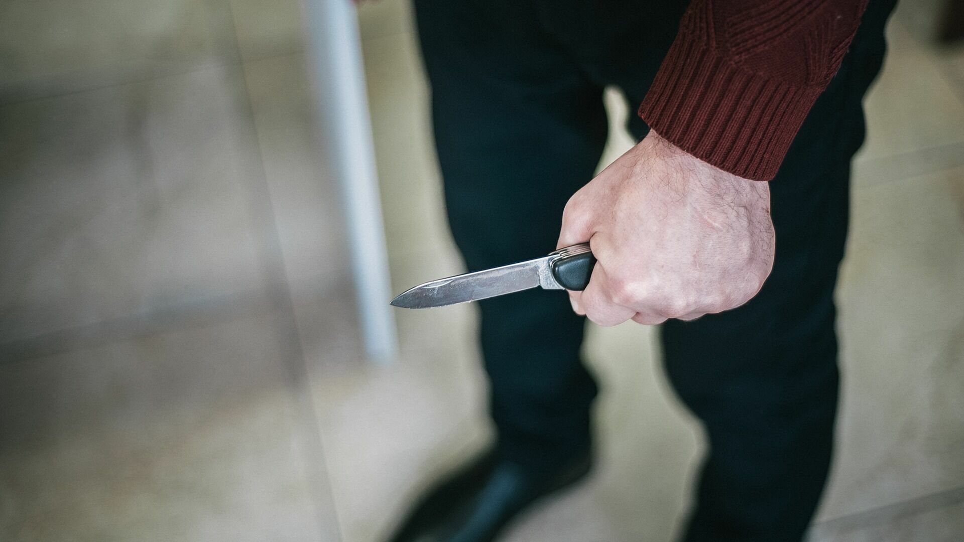 В Октябрьском округе 67-летний пенсионер зарезал знакомого во время застолья