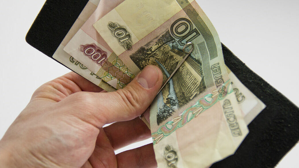 Россияне считают бедными тех, чей доход менее 15,5 тысяч рублей