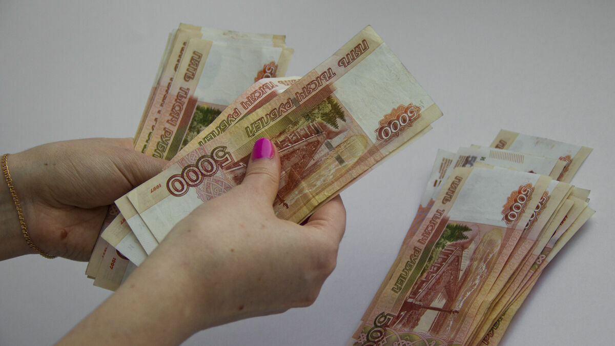Мошенница из Прикамья назанимала у знакомых около миллиона рублей