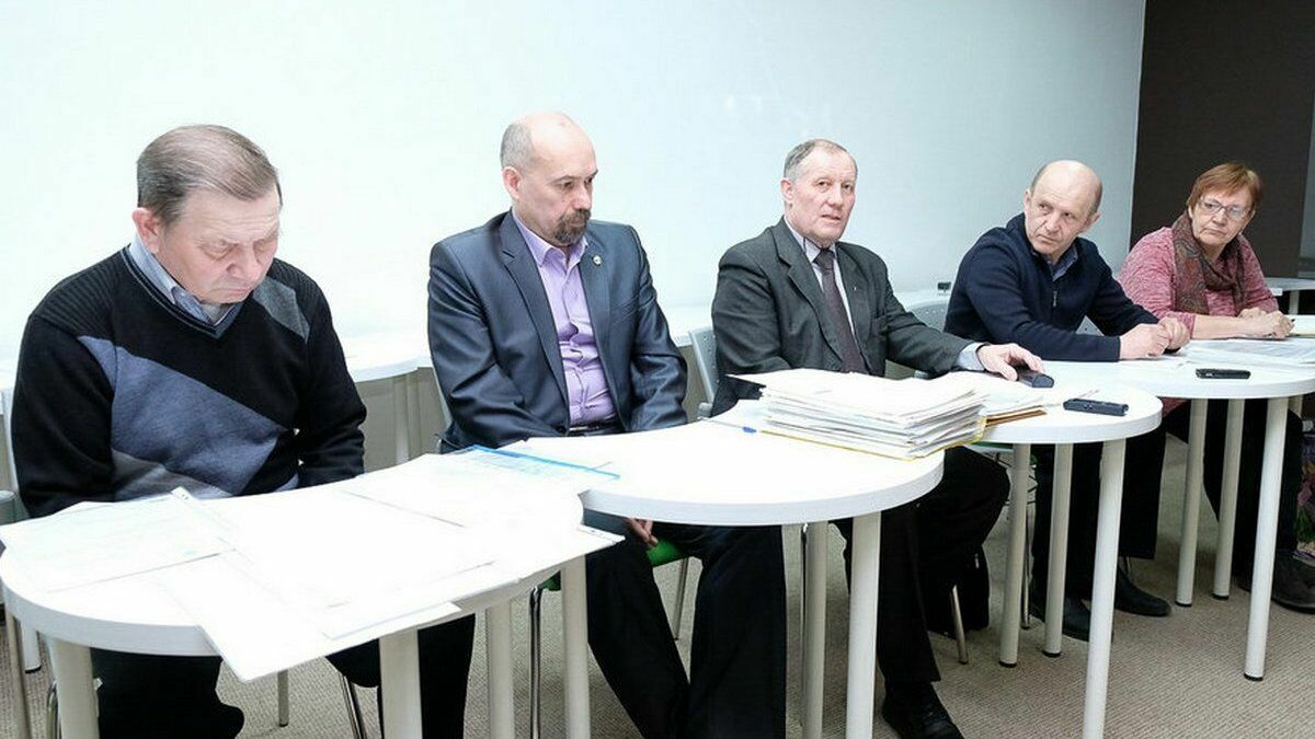 Депутаты Усть-Качки просят губернатора Решетникова возобновить работу комиссии по проблеме приватизации