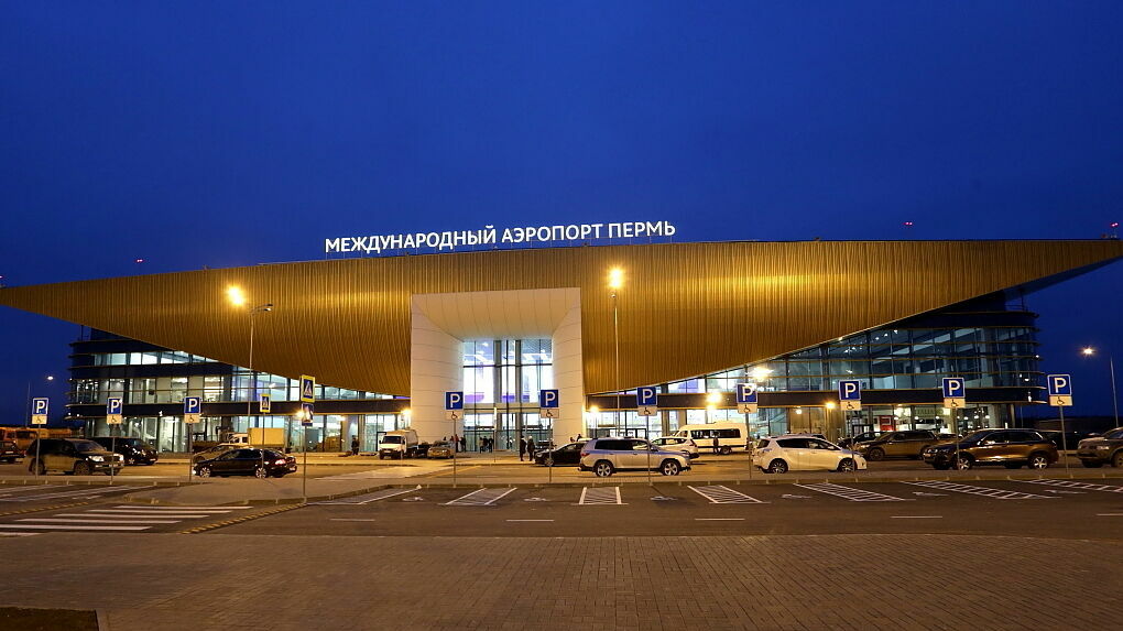 Из-за неисправности самолета рейс из Перми в Санкт-Петербург задержали на пять часов