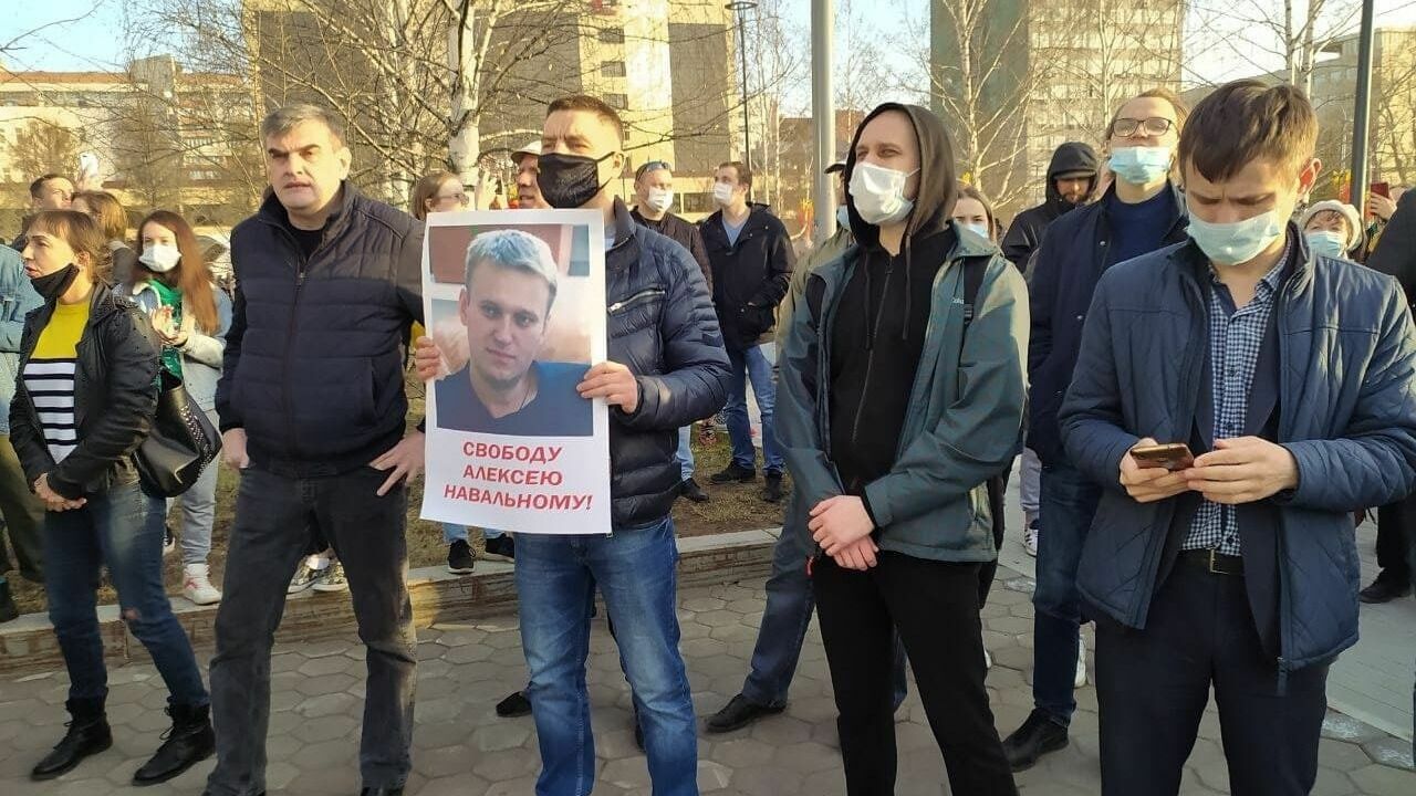 В Прикамье полицейские начали задерживать участников вчерашней акции в поддержку Навального