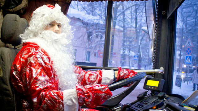 В Перми пройдет конкурс на лучшее новогоднее оформление общественного транспорта