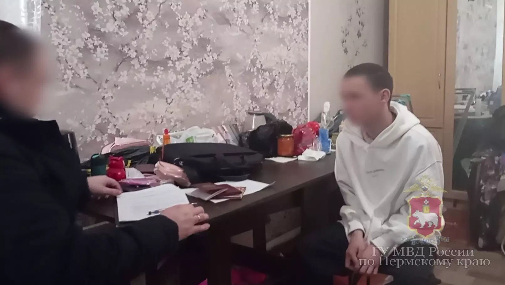 Подросток из Челябинска приехал в Пермский край, чтобы помочь мошенникам