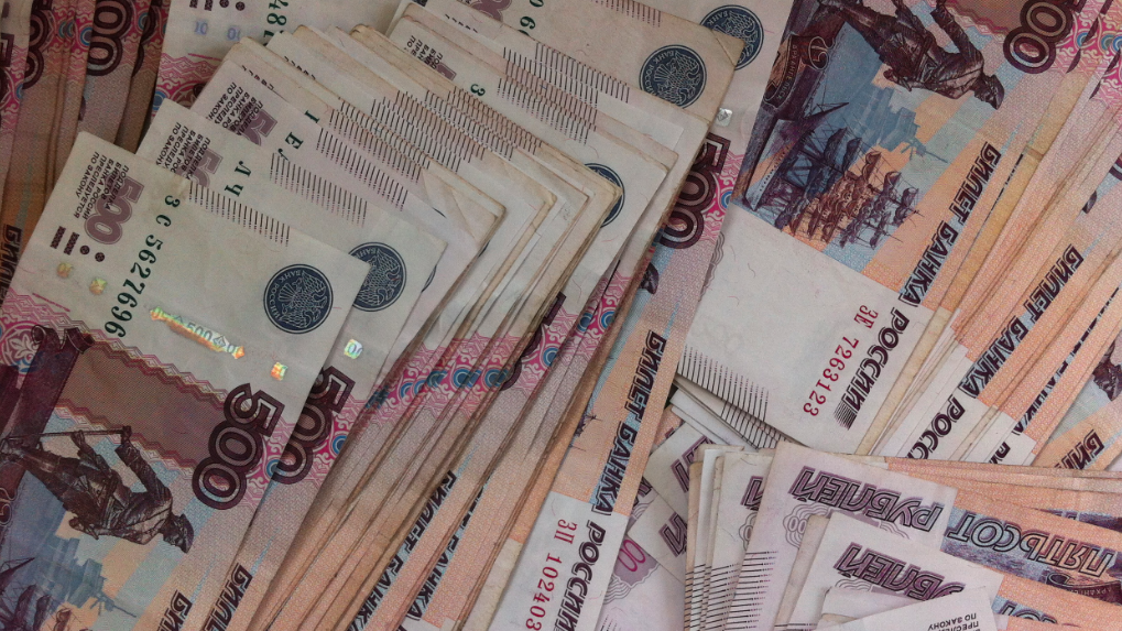 Азартный пермяк проиграл отложенные на свадьбу 400 тысяч рублей и заявил о краже