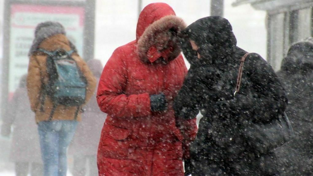 МЧС предупреждает о снегопадах и гололедице в Пермском крае
