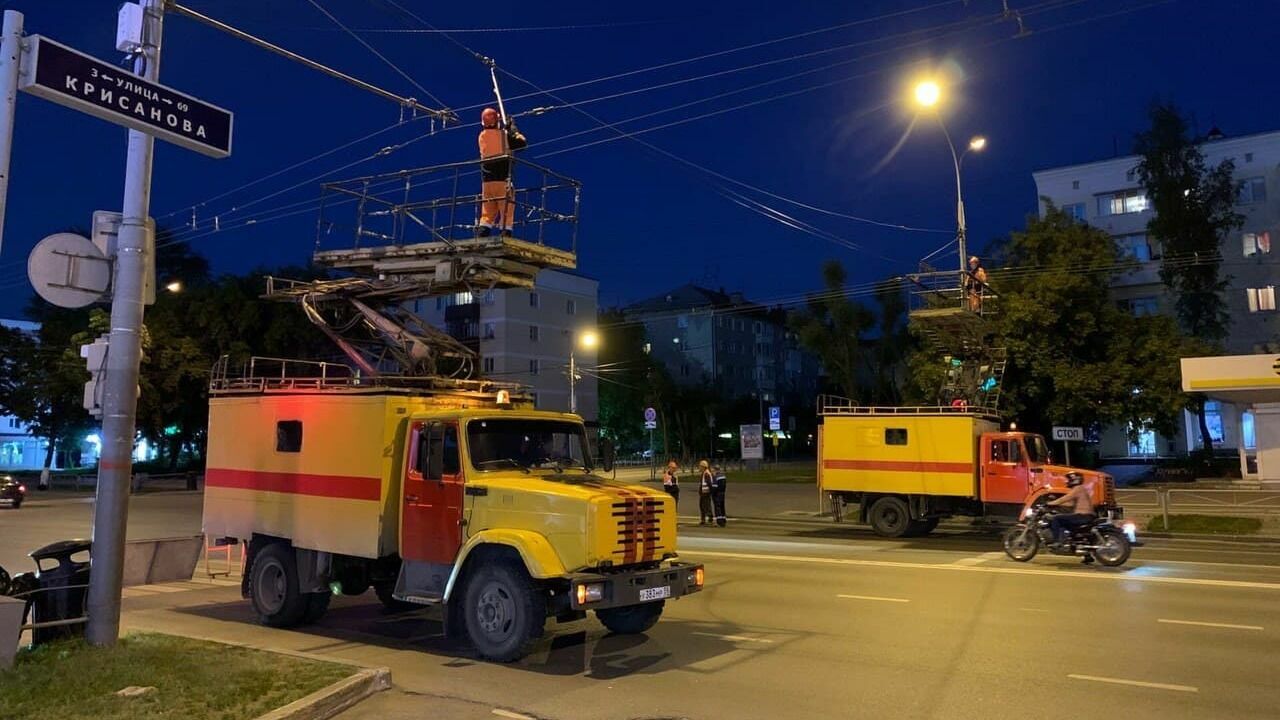 Власти Перми могли потерять 12 млн рублей при демонтаже троллейбусных проводов