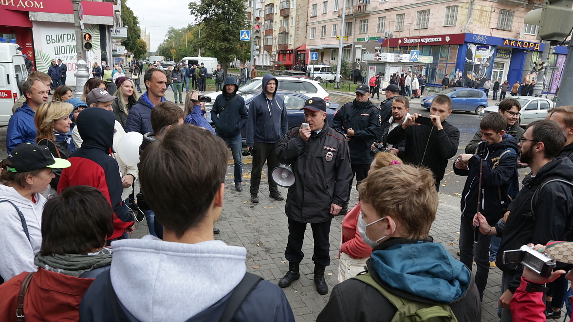 Пермская полиция велела школам предупреждать учеников «о проблемах» за участие в шествии Навального