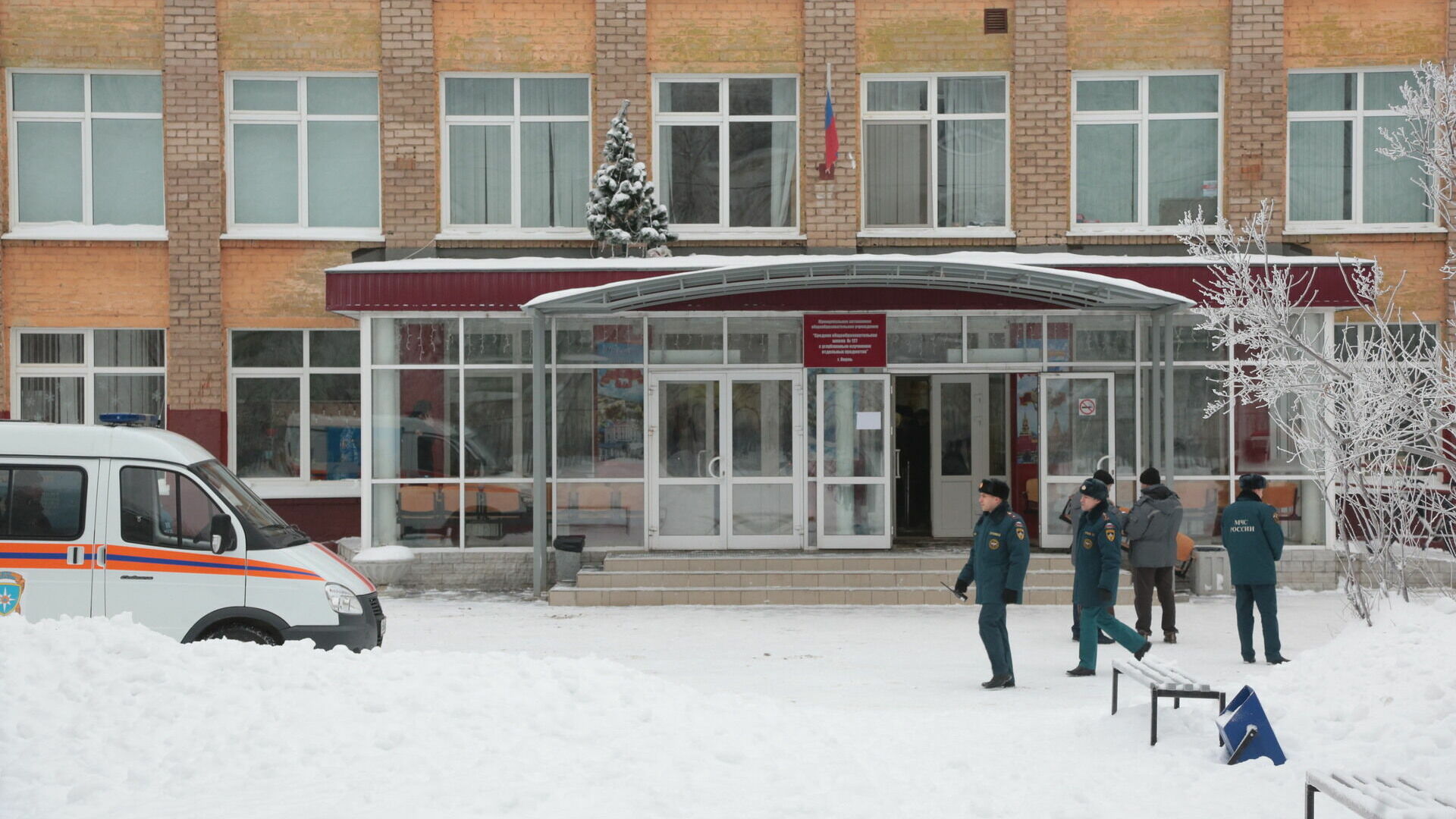 После происшествия в школе №127 в Прикамье «уплотнят» систему охраны