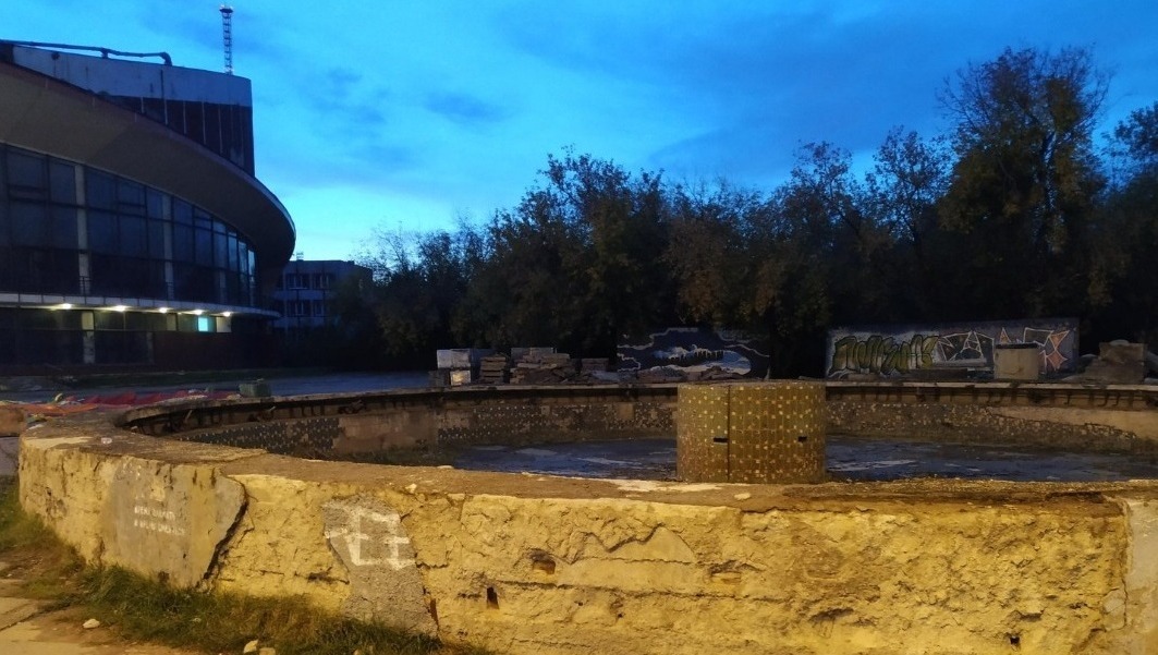 Власти Перми планируют реконструировать заброшенный фонтан у цирка
