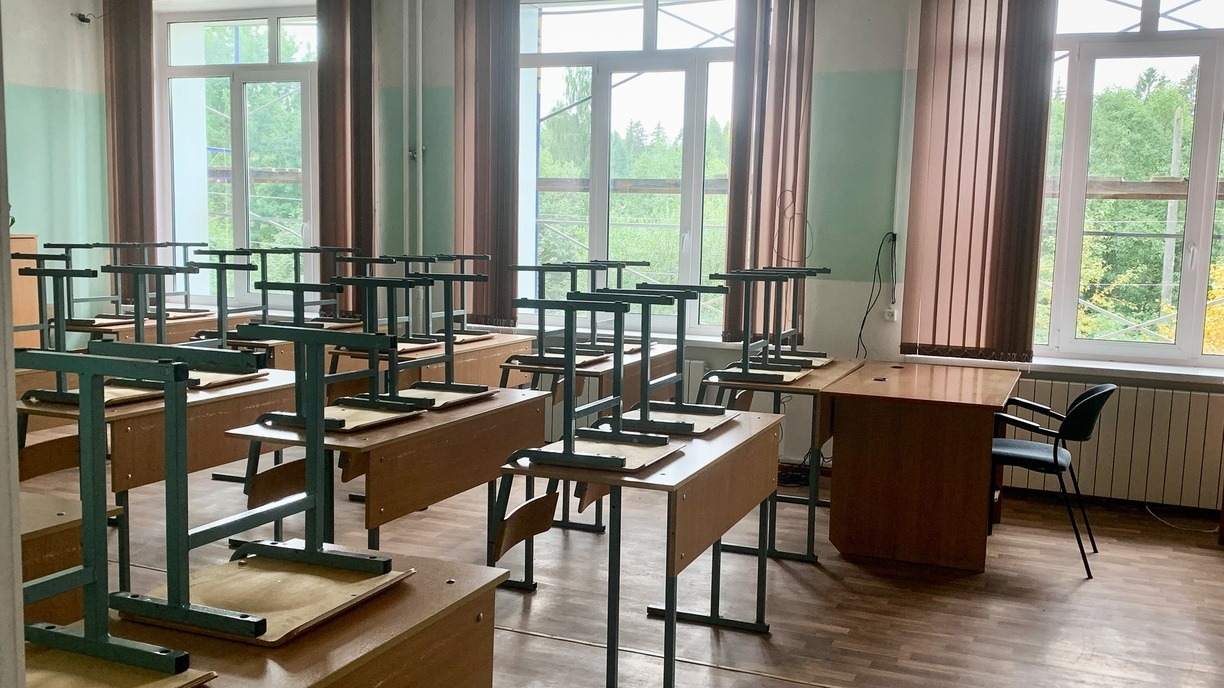 В четырёх школах Берёзовского района систематично нарушались права работников