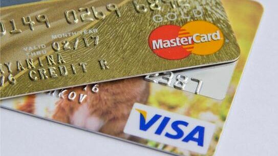 Житель Прикамья похищал деньги с чужой банковской карты через «Мобильный банк»