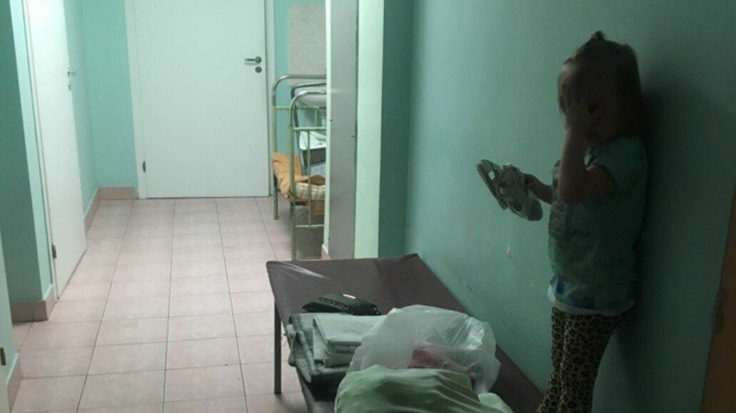 Эксперт Юлия Каракулова о размещении детей в коридоре больницы: «Не вижу в этом такой уж большой беды»