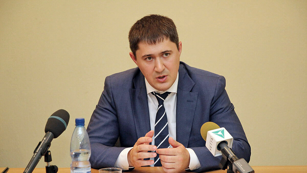Годовой заработок главы региона Дмитрия Махонина увеличился на 2,9 миллиона рублей