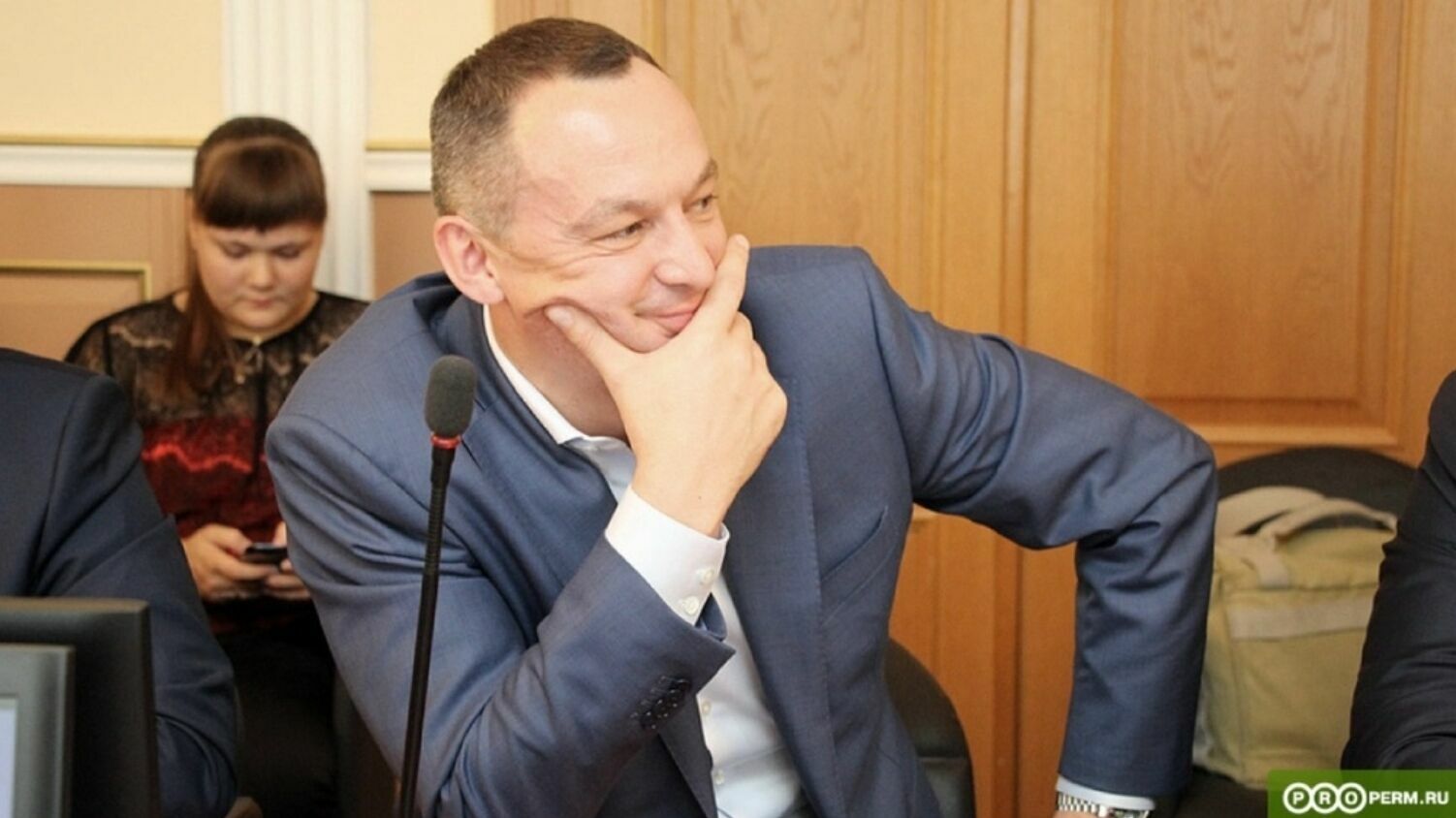 На экс-депутата Алексея Бурнашова возбудили уголовное дело за нападение на полицейских в Перми
