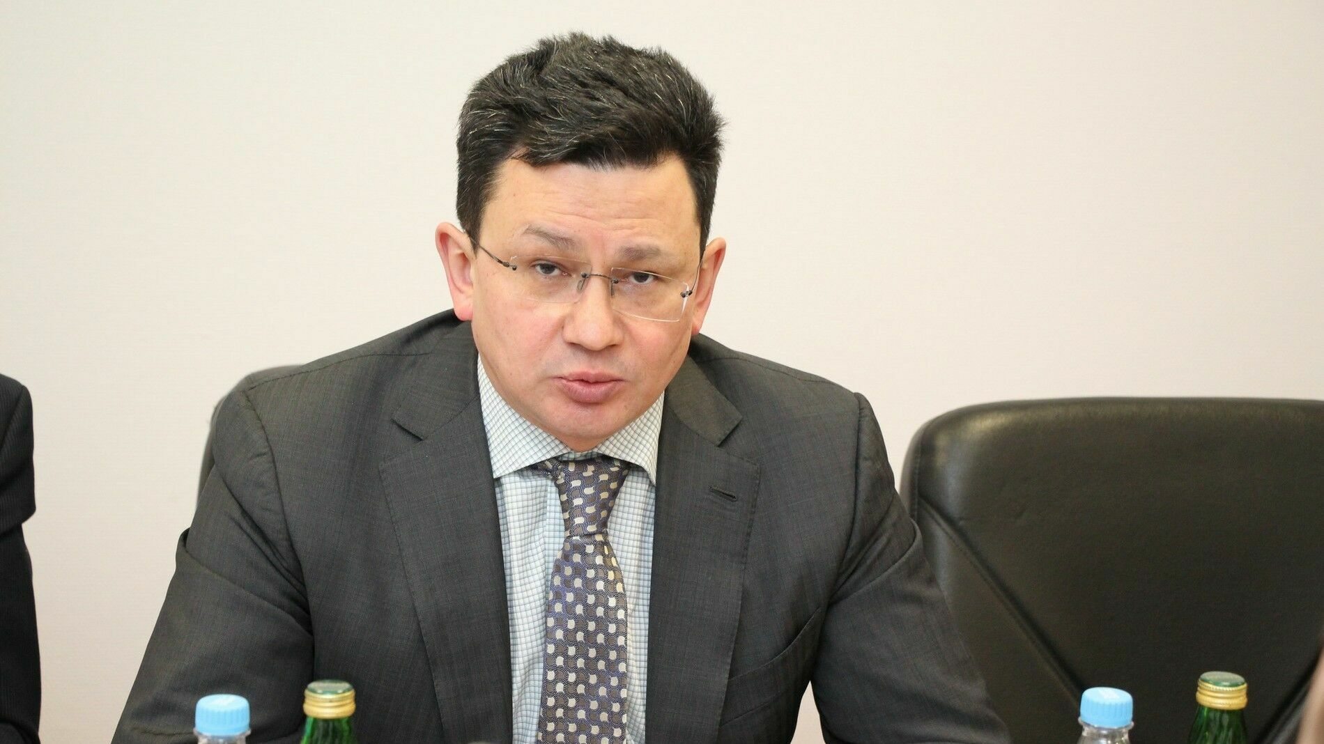 Бывший министр транспорта Алмаз Закиев пойдет под суд за получение взятки