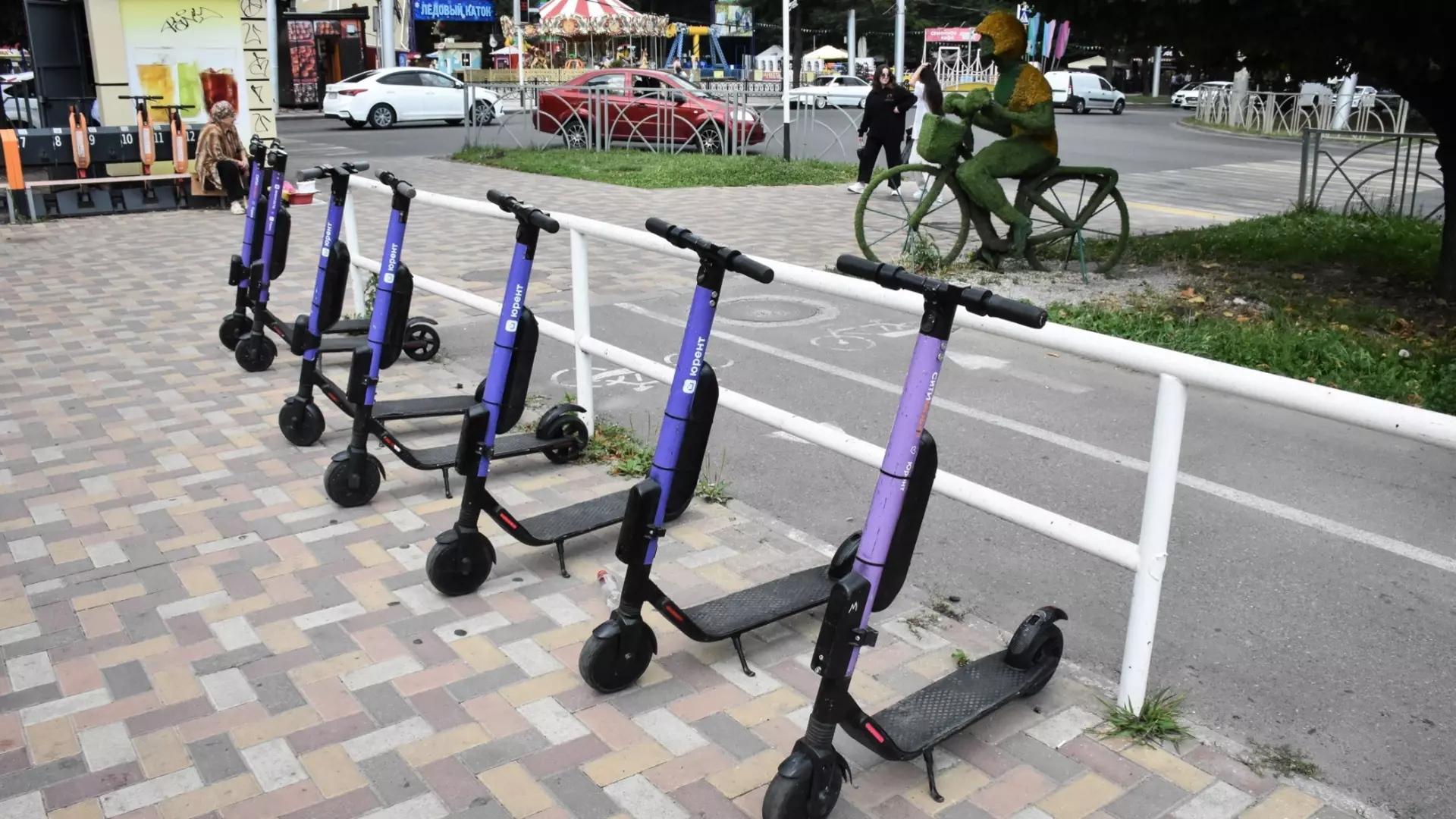 Кикшеринг Urent хочет построить велопарковки в Перми за свой счет