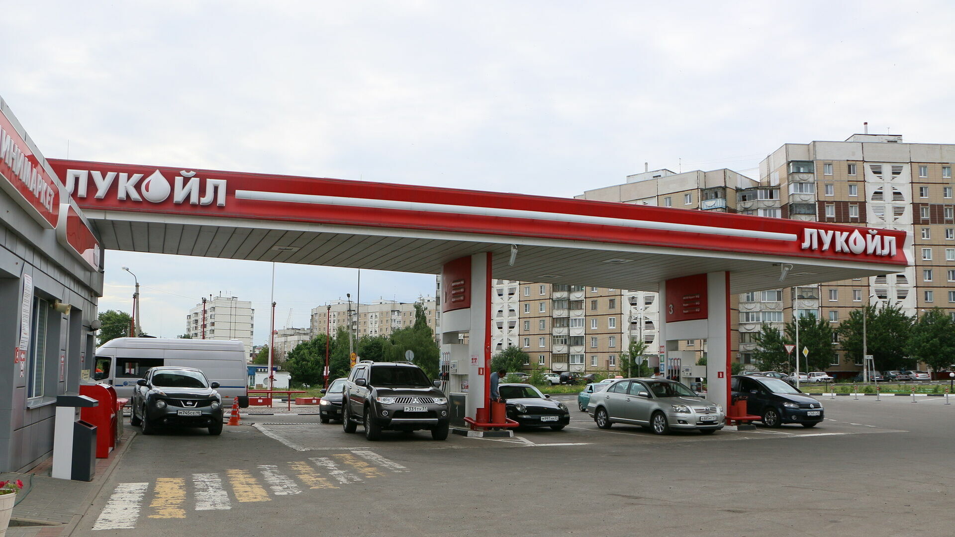 Дело против «ЛУКОЙЛ-Уралнефтепродукт» из-за повышения цен на бензин будут рассматривать в закрытом режиме