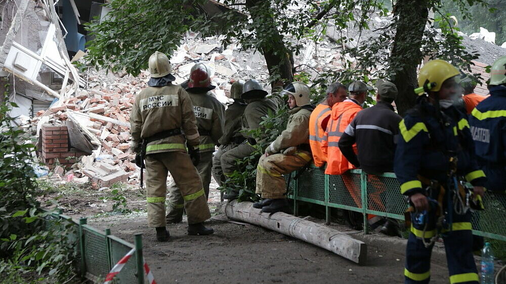 Один из двух мужчин, пострадавших при обрушении дома на Куйбышева, скончался в больнице